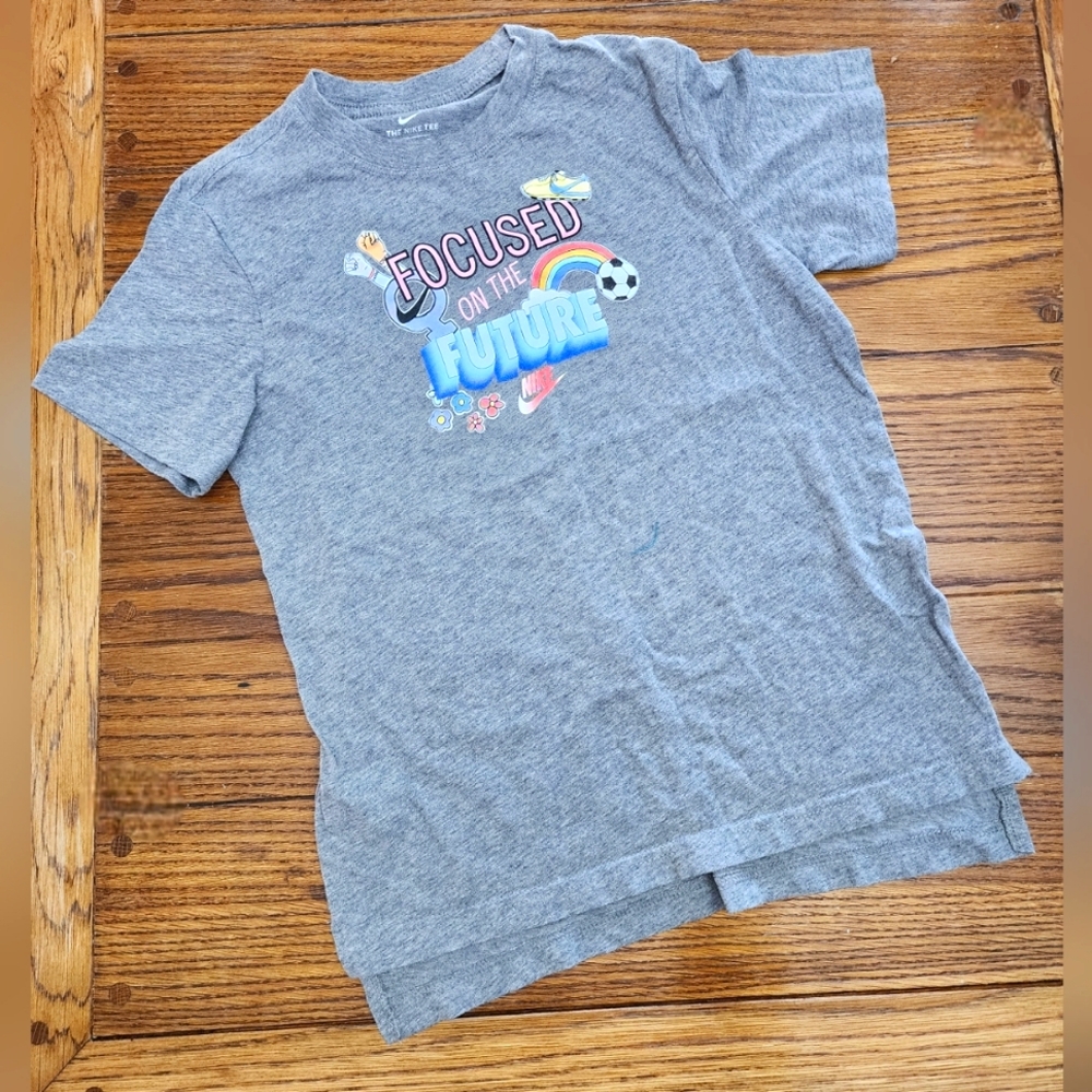 Nike Tee